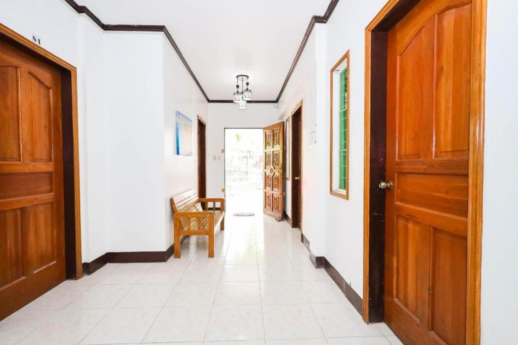 Mayon Backpackers Hostel Legazpi City Exteriör bild