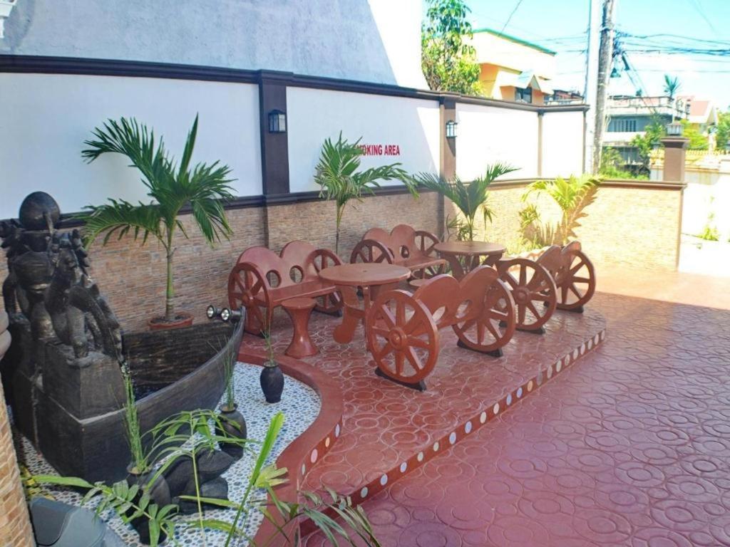 Mayon Backpackers Hostel Legazpi City Exteriör bild