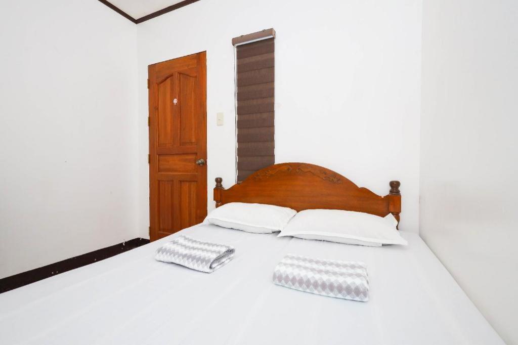 Mayon Backpackers Hostel Legazpi City Exteriör bild