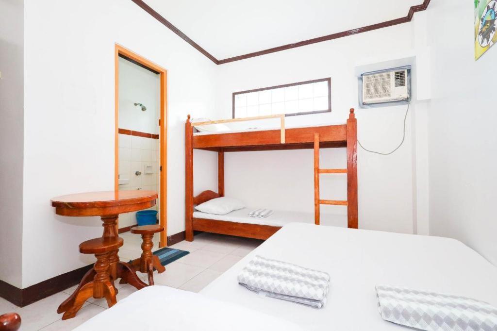 Mayon Backpackers Hostel Legazpi City Exteriör bild