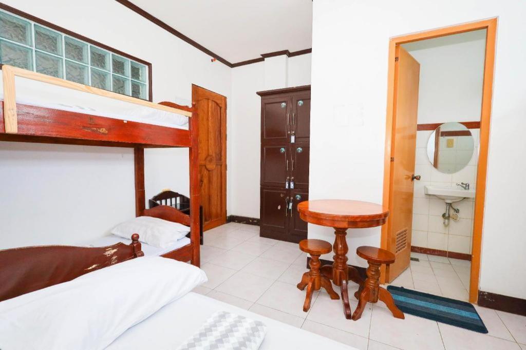 Mayon Backpackers Hostel Legazpi City Exteriör bild