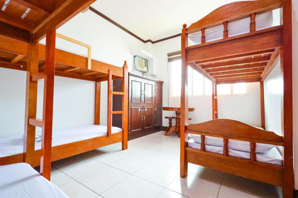 Mayon Backpackers Hostel Legazpi City Exteriör bild